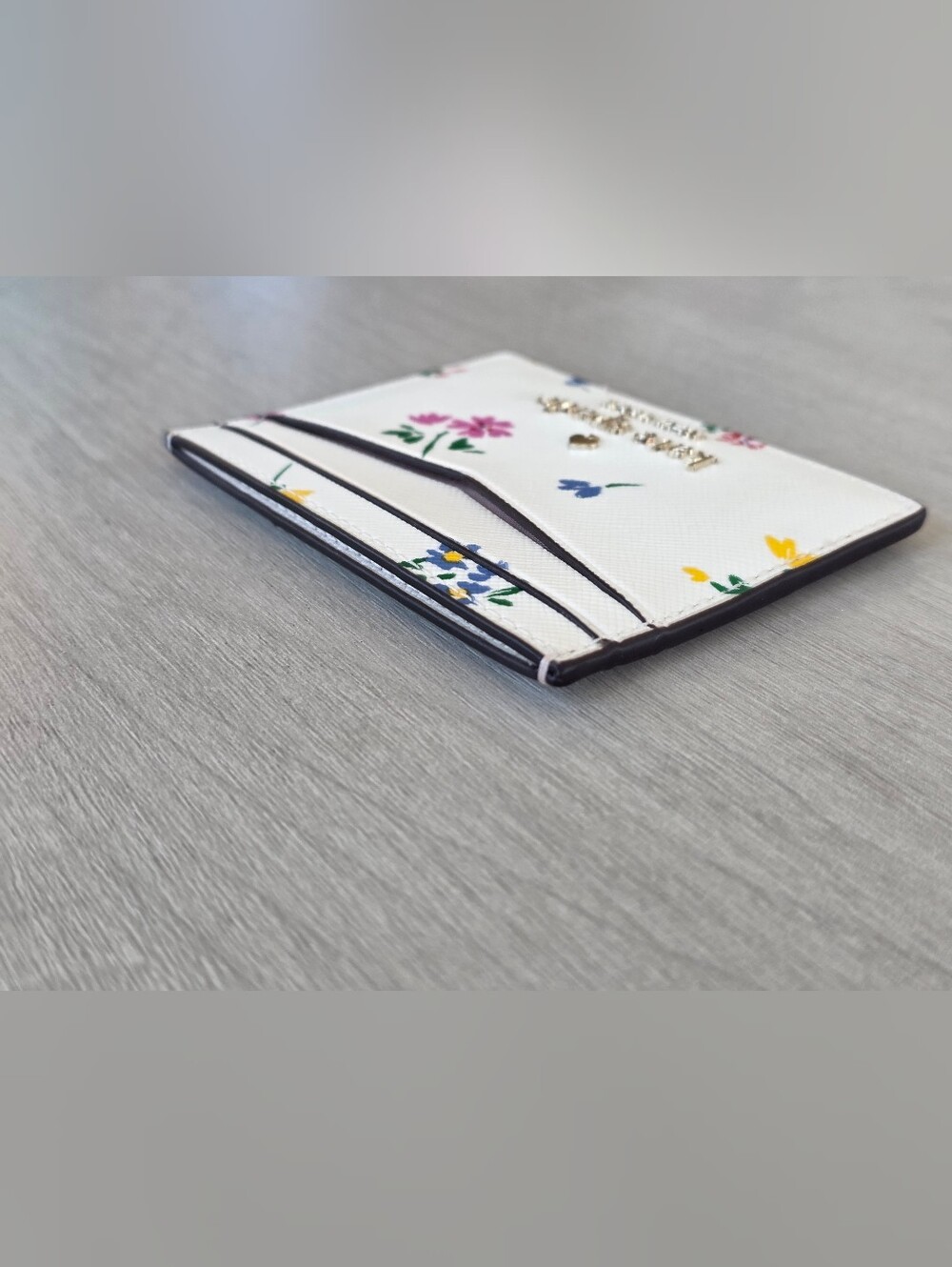 kate spade White Floral Slim Card Holder - Picture 4 of 4
